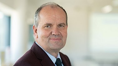 Porträt von Prof. Jürgen Winkler